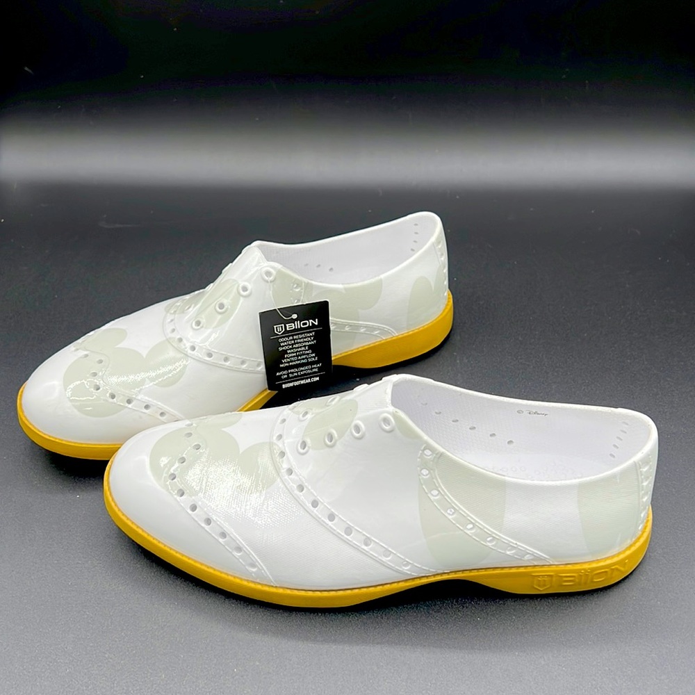 DISNEY MICKEY GOLF SHOES BY BIION SIZE 8 NEW WITH TAGS